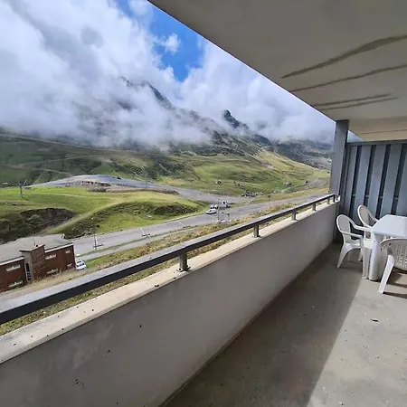 Apartment T2 Avec Piscine Chauffee, Vue Montagne