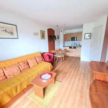 Apartment T2 Avec Piscine Chauffee, Vue Montagne